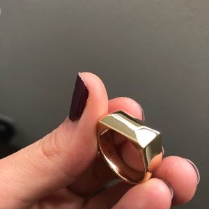 Men’s (or Unisex) 14K Gold Statement Signe…